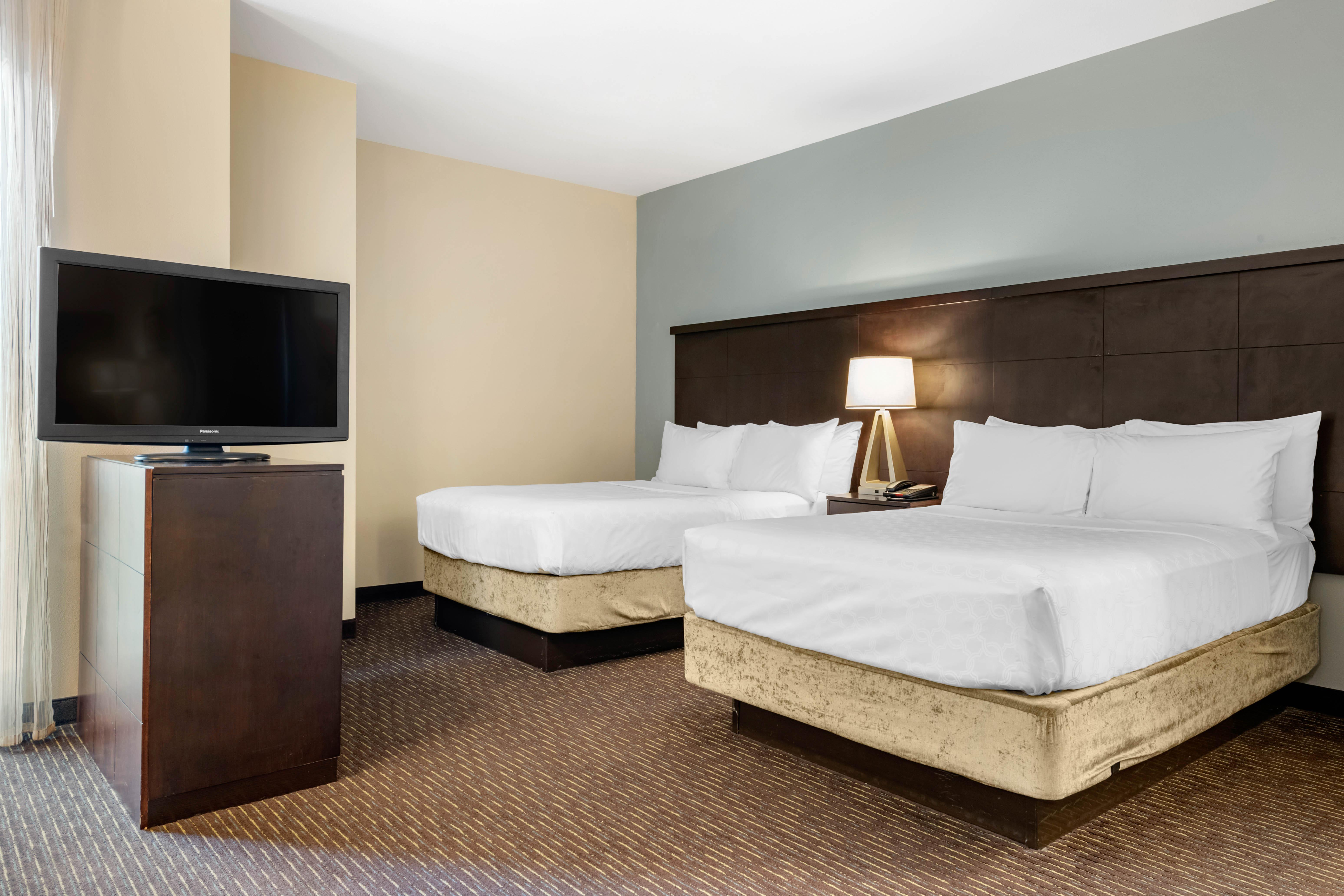 Staybridge Suites St. Petersburg Fl By Ihg Exterior photo