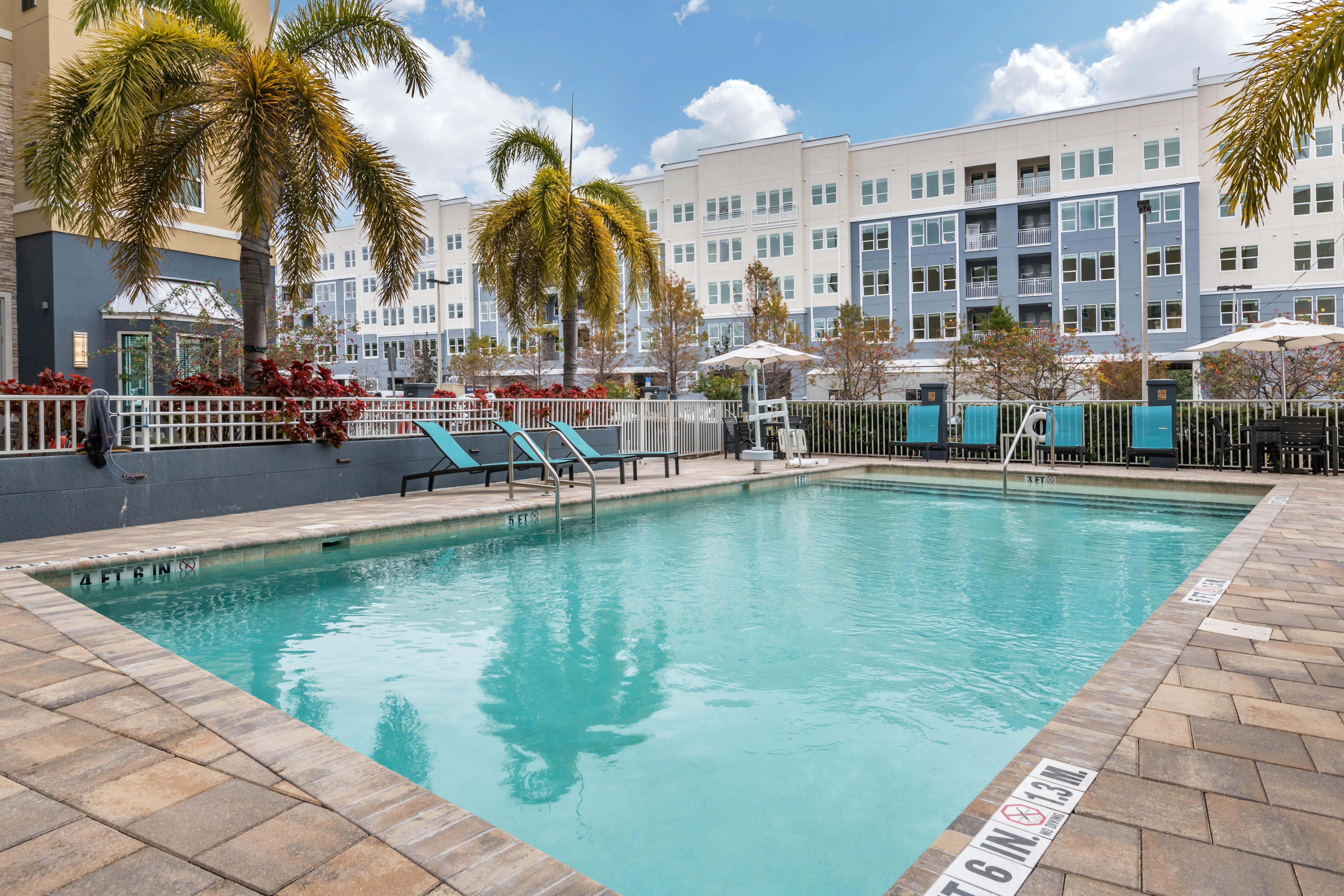 Staybridge Suites St. Petersburg Fl By Ihg Exterior photo
