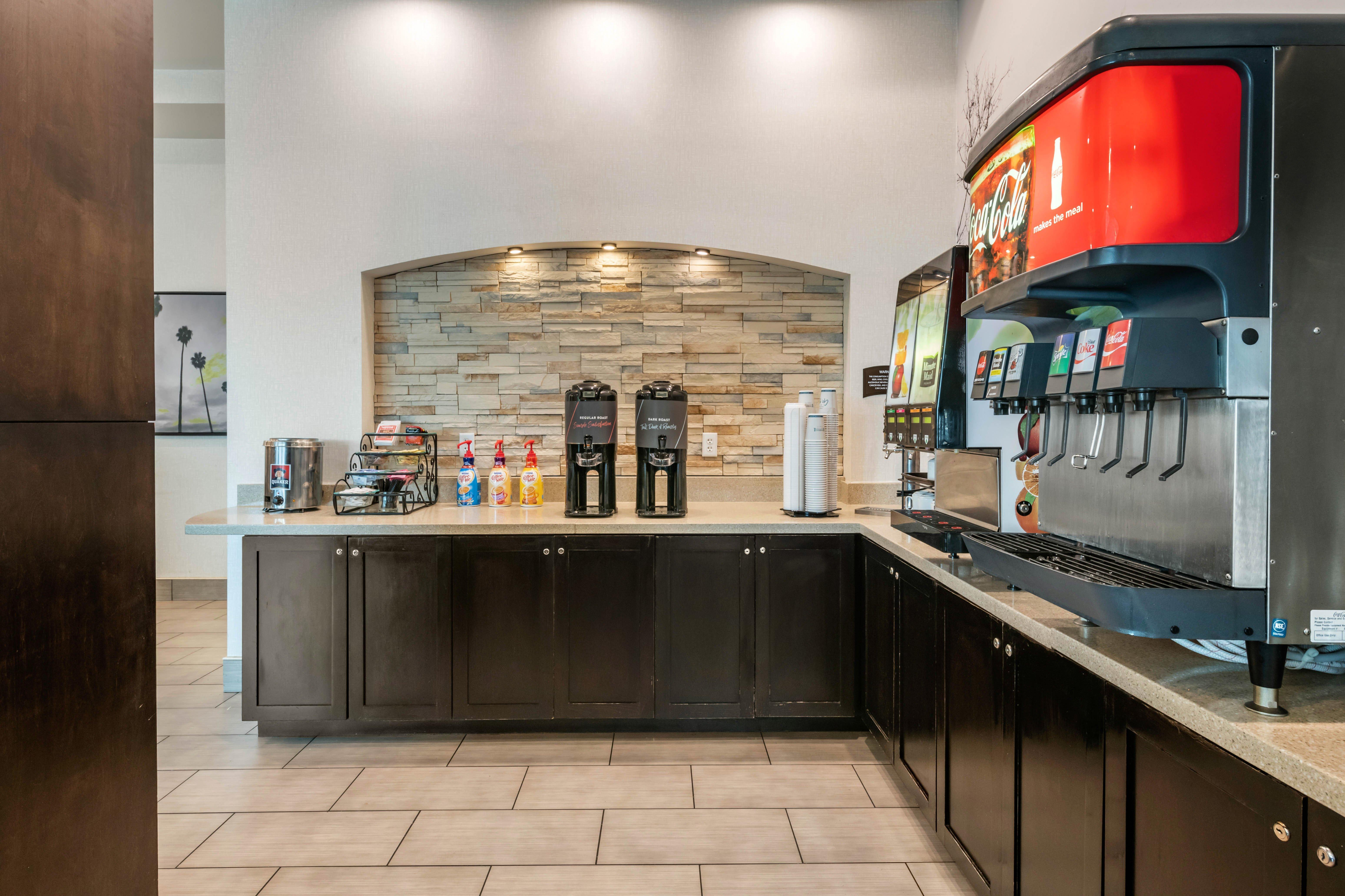 Staybridge Suites St. Petersburg Fl By Ihg Exterior photo