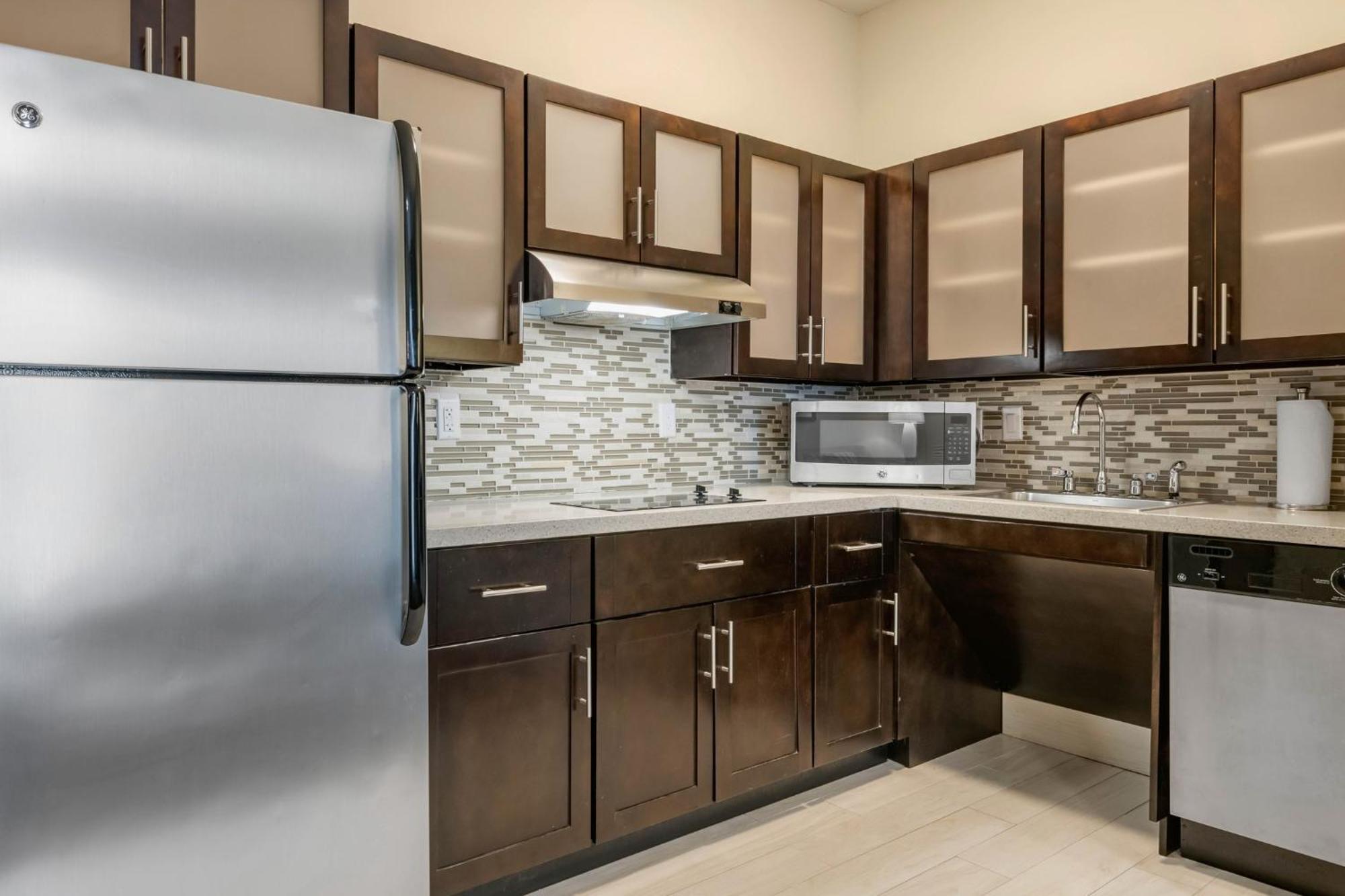 Staybridge Suites St. Petersburg Fl By Ihg Exterior photo